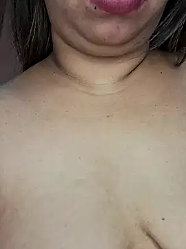 Ravina patil1 online show from February 11, 2025, 3:40 pm