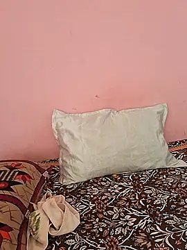 Ravina patil1 online show from June 10, 2026, 5:39 am