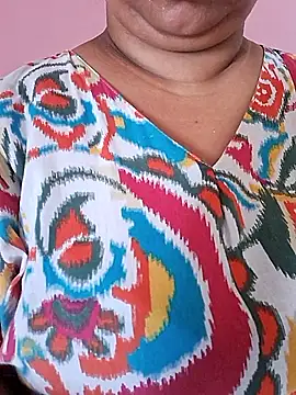 Ravina patil1 online show from June 15, 2026, 7:10 am