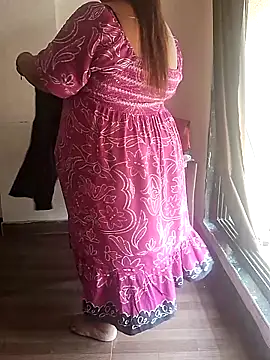 Ravina patil1 online show from June 16, 2026, 7:44 am