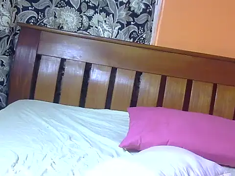 Snapshot of sexysandy20 chatting on March 1, 2026, 1:13 pm sexysandy20 online show from March 1, 2026, 1:13 pm