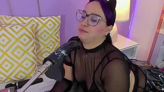 SophyRuiz  online show from February 11, 2026, 11:59 am