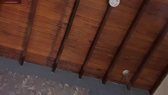 Snapshot of SteffanyBeck chatting on March 5, 2025, 5:39 pm SteffanyBeck online show from March 5, 2025, 5:39 pm