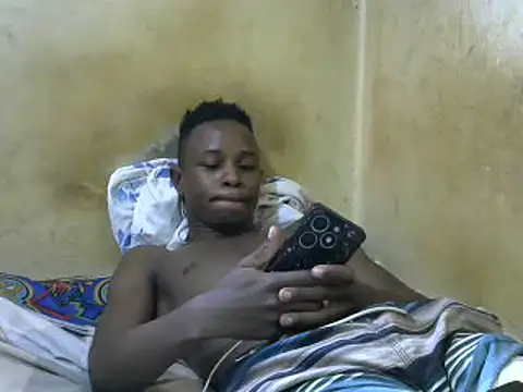 swthairydic online show from February 28, 2025, 11:14 am