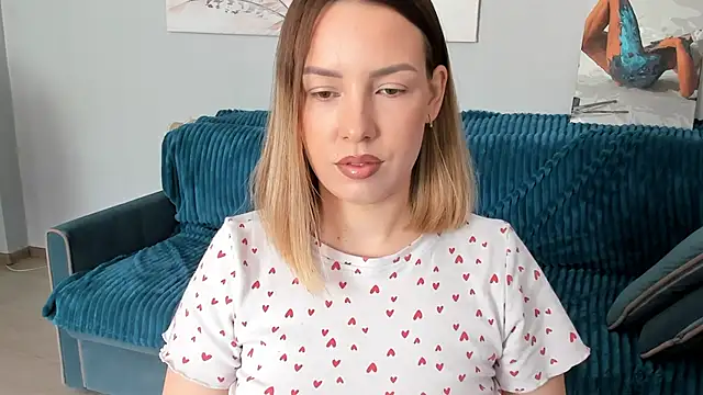 Snapshot of Mia_shy1 chatting on February 27, 2025, 6:40 am Mia shy1 online show from February 27, 2025, 6:40 am