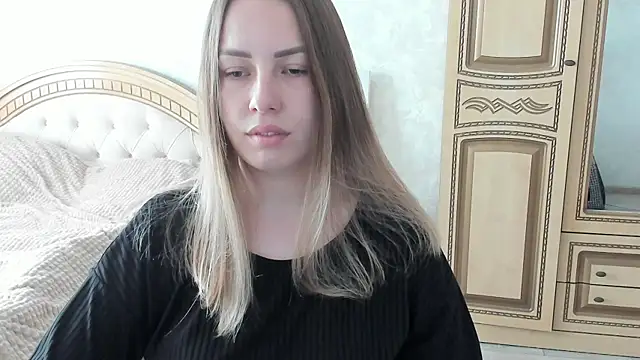 Snapshot of Mia_shy1 chatting on October 3, 2025, 7:16 am Mia shy1 online show from October 3, 2025, 7:16 am