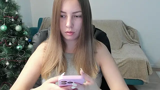 Snapshot of Mia_shy1 chatting on December 17, 2025, 6:52 am Mia shy1 online show from December 17, 2025, 6:52 am