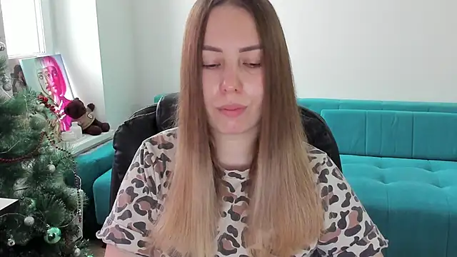 Snapshot of Mia_shy1 chatting on January 6, 2026, 7:45 am Mia shy1 online show from January 6, 2026, 7:45 am