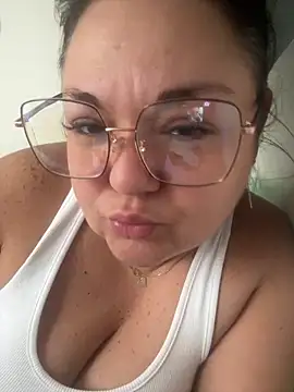 MikyVesela online show from November 5, 2025, 8:14 am