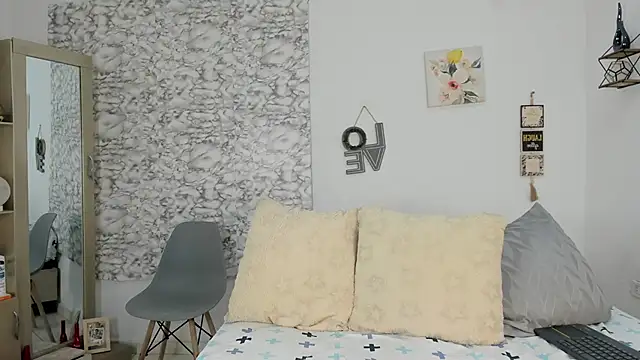 Snapshot of Canhela1 chatting on June 12, 2026, 12:09 am Canhela1 online show from June 12, 2026, 12:09 am