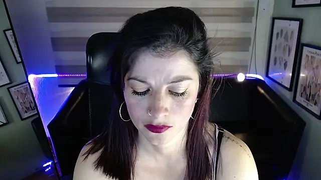 Snapshot of Aliiz_01 chatting on March 27, 2026, 8:41 pm Aliiz 01 online show from March 27, 2026, 8:41 pm