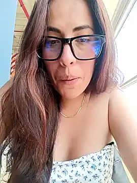 Snapshot of Lena-32 chatting on January 15, 2025, 5:05 pm Lena-32 online show from January 15, 2025, 5:05 pm