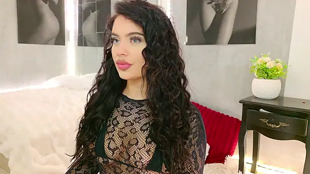 celia chanel online show from January 7, 2026, 10:40 am