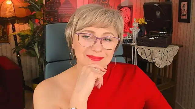 Snapshot of sugar_vivien chatting on February 12, 2025, 6:19 pm sugar vivien online show from February 12, 2025, 6:19 pm