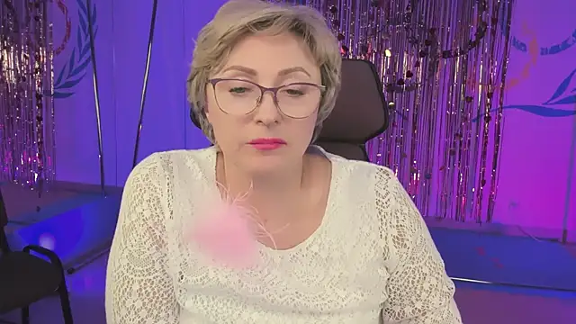 Snapshot of sugar_vivien chatting on February 19, 2025, 6:21 pm sugar vivien online show from February 19, 2025, 6:21 pm