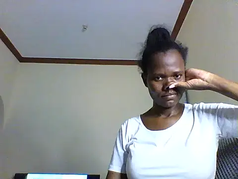 Cute princcess online show from October 6, 2025, 5:21 pm