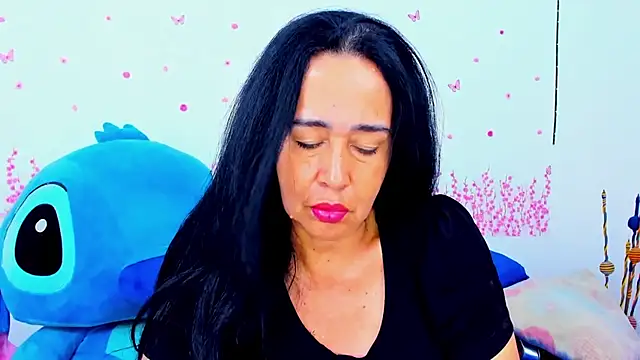 Snapshot of HorniestMilf chatting on June 3, 2026, 8:14 pm HorniestMilf online show from June 3, 2026, 8:14 pm