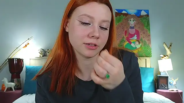 Snapshot of MileyMiller chatting on February 20, 2025, 4:25 pm MileyMiller online show from February 20, 2025, 4:25 pm