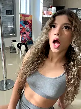 Melina-Smith online show from November 20, 2025, 8:41 pm