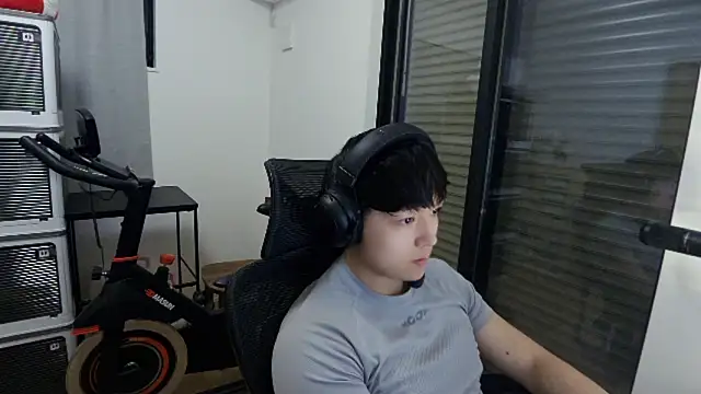 Tkcqcc online show from February 1, 2026, 10:14 am