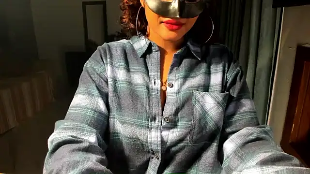 Bad Girl Kayra69 online show from January 6, 2026, 6:33 pm