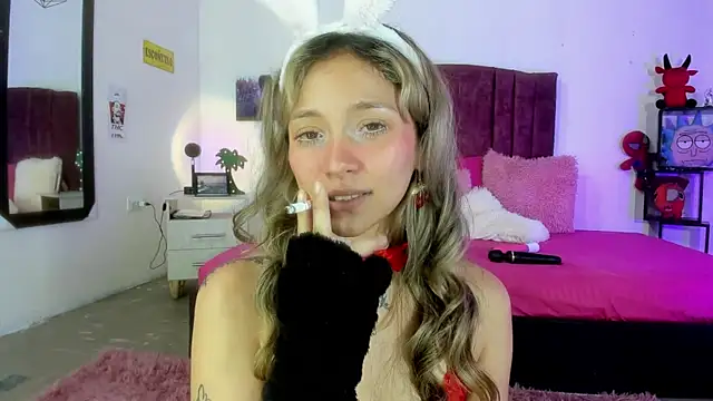 Snapshot of alisson_zafiro_ chatting on January 21, 2025, 12:18 pm alisson zafiro online show from January 21, 2025, 12:18 pm