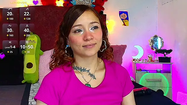 alisson zafiro  online show from June 30, 2026, 10:38 am