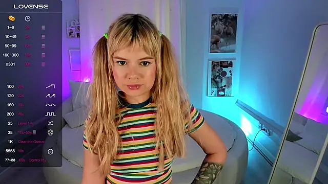 Lil Amelie online show from May 4, 2026, 7:59 am