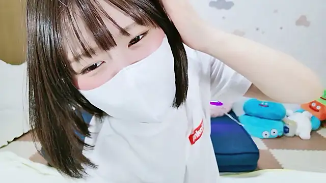 Snapshot of _Iroha_99 chatting on May 26, 2026, 2:35 pm Iroha 99 online show from May 26, 2026, 2:35 pm