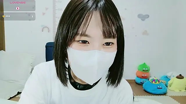 Snapshot of _Iroha_99 chatting on July 7, 2026, 2:21 pm Iroha 99 online show from July 7, 2026, 2:21 pm