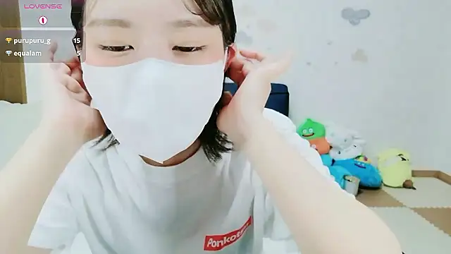 Snapshot of _Iroha_99 chatting on July 24, 2026, 2:26 pm Iroha 99 online show from July 24, 2026, 2:26 pm
