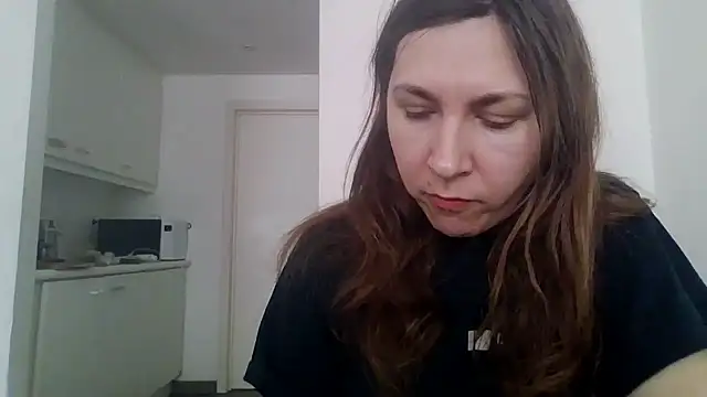 JasmineGlamour online show from March 30, 2026, 3:02 pm