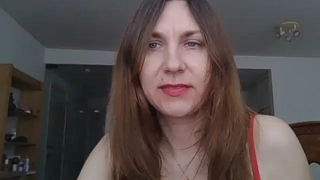Snapshot of JasmineGlamour chatting on May 16, 2026, 11:20 am JasmineGlamour online show from May 16, 2026, 11:20 am