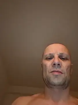 Snapshot of wedge75 chatting on February 19, 2026, 5:53 pm wedge75 online show from February 19, 2026, 5:53 pm