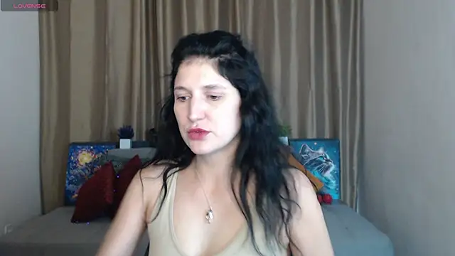 Alianna Solo Kisses online show from March 18, 2025, 12:25 pm