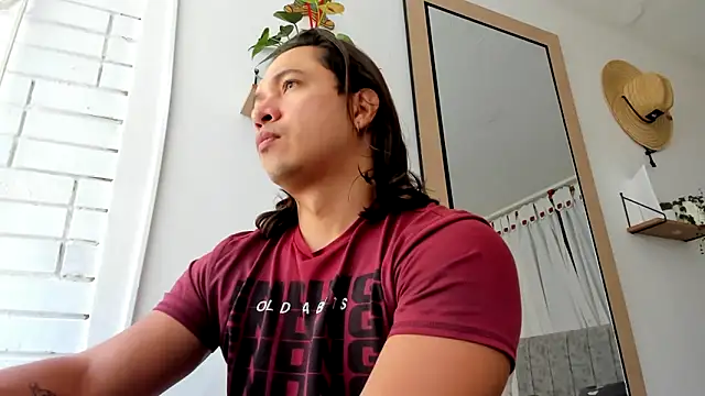 Valerioe online show from September 26, 2025, 1:26 pm