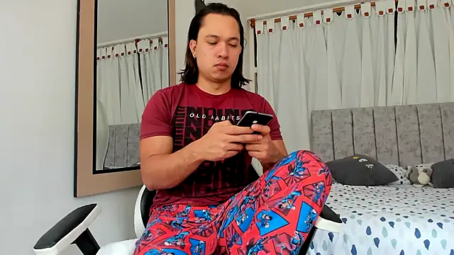 Valerioe online show from October 19, 2025, 4:18 pm