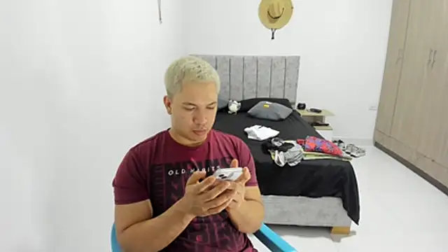 Valerioe online show from May 1, 2026, 4:33 pm