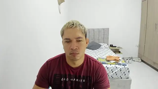Snapshot of Valerioe chatting on June 2, 2026, 8:38 am Valerioe online show from June 2, 2026, 8:38 am