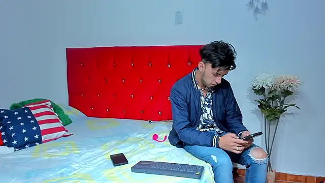 big-dicktop23 online show from March 19, 2025, 2:05 am