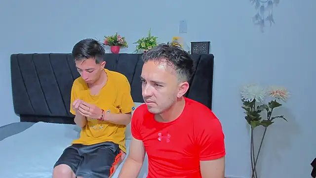 big-dicktop23 online show from September 18, 2025, 9:50 pm