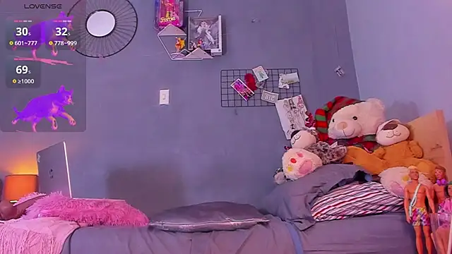 tiffbeatiful online show from December 7, 2024, 3:47 am