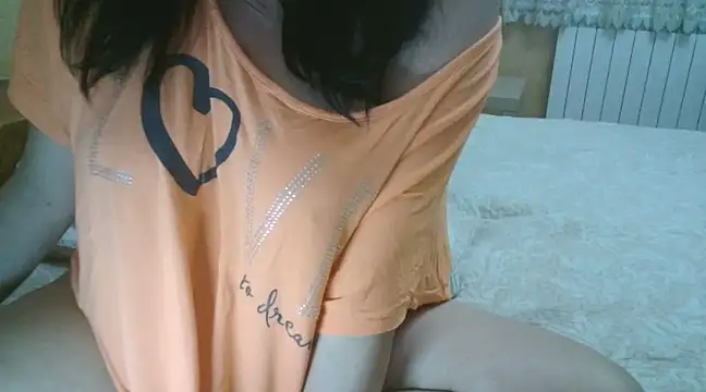 Snapshot of Hornymom42 chatting on March 19, 2025, 7:27 pm Hornymom42 online show from March 19, 2025, 7:27 pm