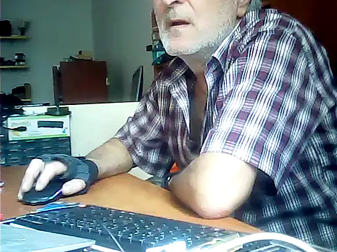 Snapshot of zormen355 chatting on June 4, 2026, 2:12 pm zormen355 online show from June 4, 2026, 2:12 pm