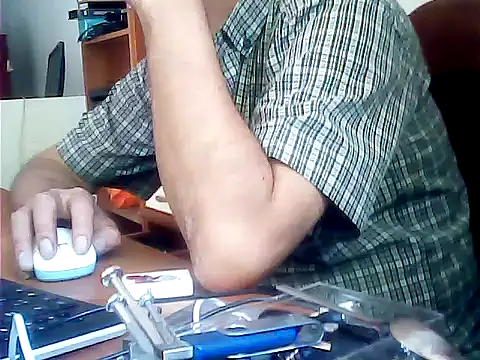 Snapshot of zormen355 chatting on June 27, 2026, 2:01 pm zormen355 online show from June 27, 2026, 2:01 pm