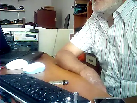 Snapshot of zormen355 chatting on July 3, 2026, 9:05 am zormen355 online show from July 3, 2026, 9:05 am