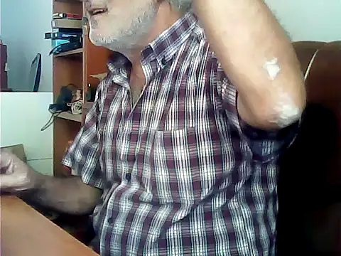 Snapshot of zormen355 chatting on July 21, 2026, 10:28 am zormen355 online show from July 21, 2026, 10:28 am