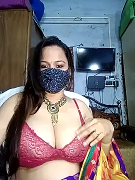 albelasummi702 online show from January 18, 2025, 6:13 am