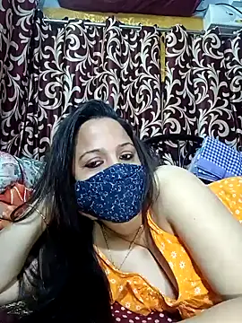 albelasummi702 online show from February 5, 2025, 5:09 am