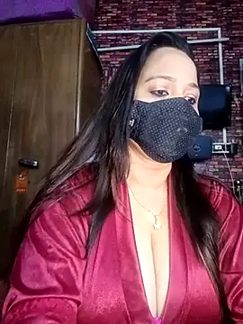 albelasummi702 online show from February 17, 2025, 5:21 pm